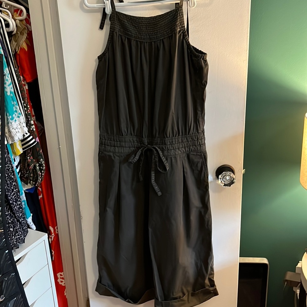 Stylish jumper/overalls.